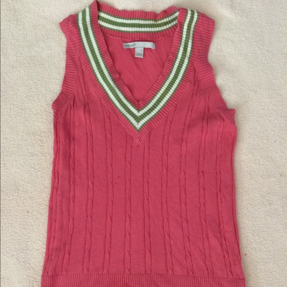 **NEW ITEM** OLD NAVY SWEATER VEST - Picture 1 of 3
